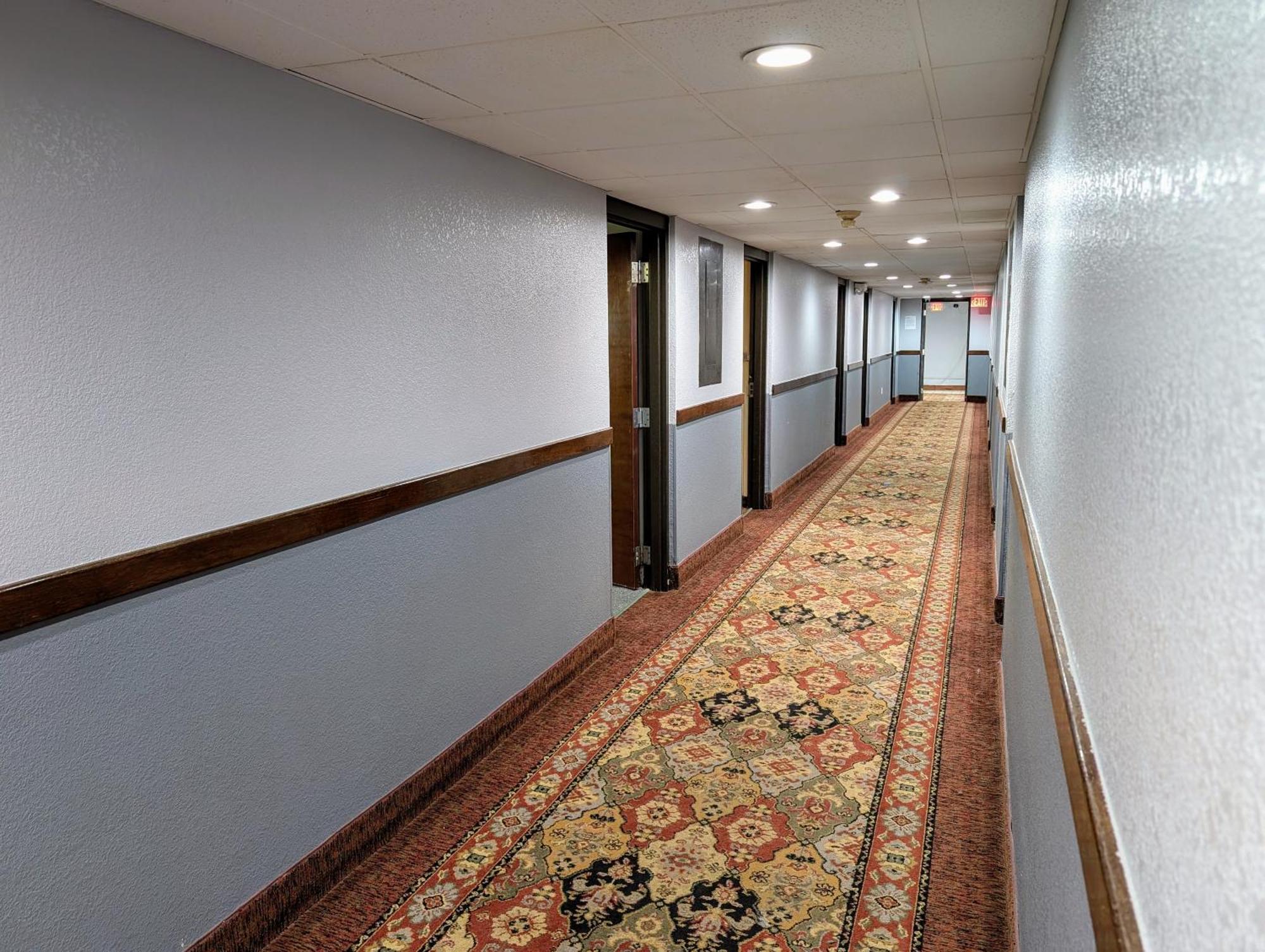 Travelodge By Wyndham Enid Экстерьер фото